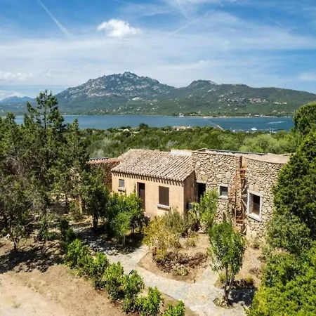 アパート Apartment For 6-People In Olbia With Garden